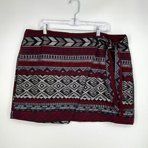 Express Womens Size 18 Faux Wrap Mini Skirt Burgundy Red Black Silver Metallic